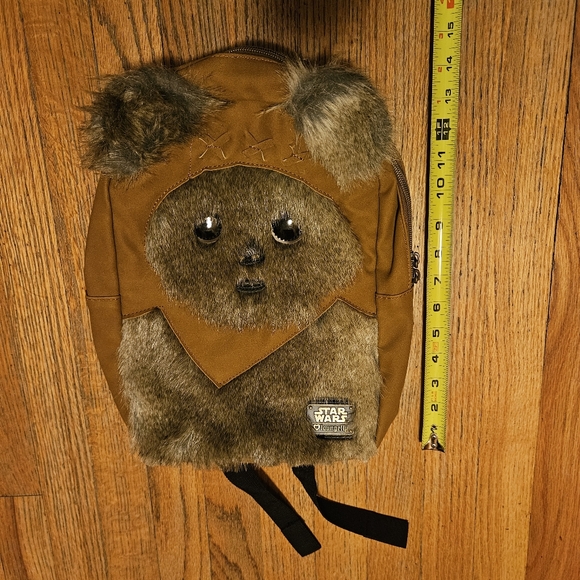 Loungefly Star Wars Ewok Wicket Backpack - Picture 11 of 14